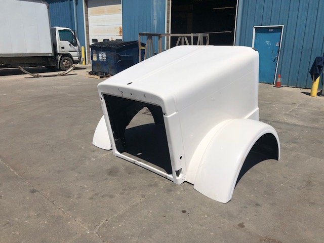Hood, Peterbilt 379 : Primer