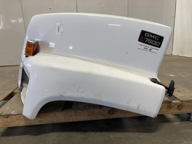 Hood, 2006 Gmc C7500 : White