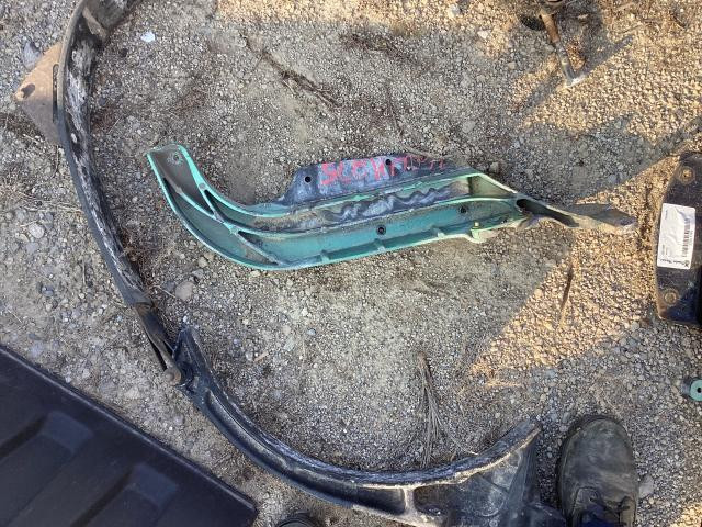 2016 Freightliner CASCADIA Right Hinge