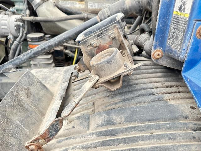 1999 Volvo VNL Left Latch