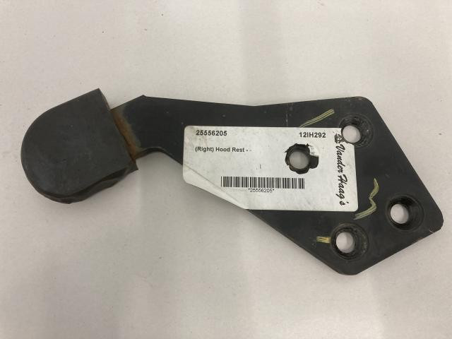 Automann M17434 Rubber Hood Stop Guide – Fits International & WorkStar Trucks