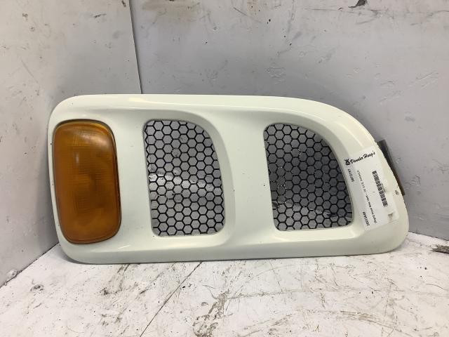 1998 Ford A9522 Right Hood Side Vent