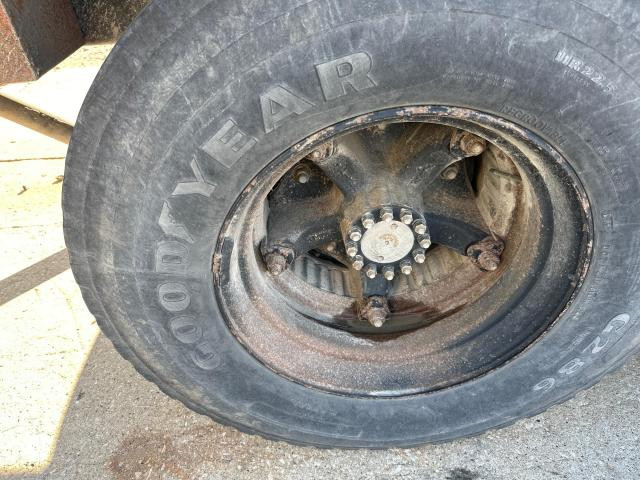 1981 Ford C8000 Hub