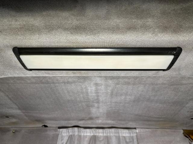 1999 Volvo VNL Lighting, Interior
