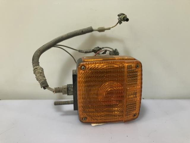 1990 International 9300 Left Parking Lamp