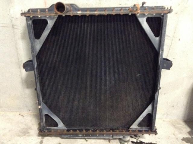 437565 Radiator 0706657A015 | Peterbilt 386 Radiator for Sale