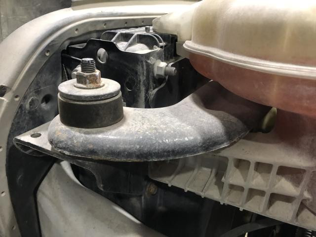 2018 Freightliner CASCADIA Radiator Core Support