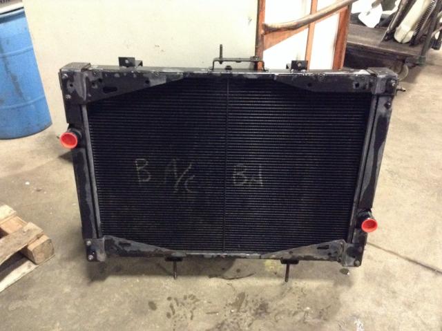 800081 Radiator Ford L8000 Radiator for Sale