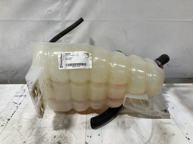 TRQ ラジエータークーラント オーバーフロー 拡張タンクボトル