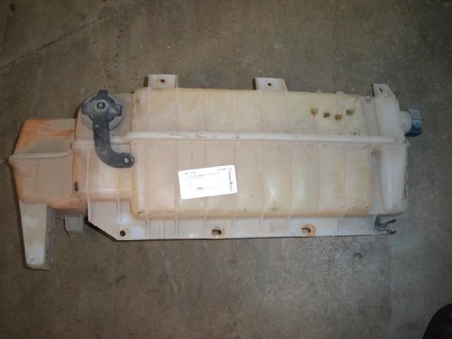 20968795 | Volvo VNL Radiator Overflow Bottle for Sale