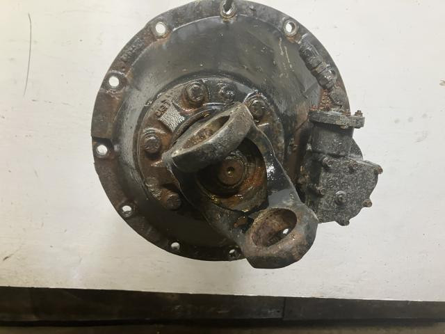 Eaton 17220 Rear Differential/Carrier | Ratio: 6.14 | Cast# 106411