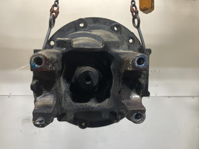 Meritor MR2014X Rear Differential/Carrier | Ratio: 2.47 | Cast# 3200f2216