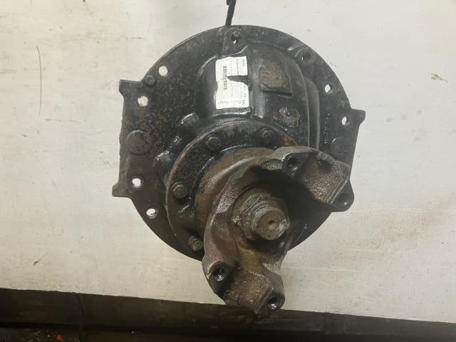 Meritor RR20145 Rear Differential/Carrier | Ratio: 3.73 | Cast# 3200s1865