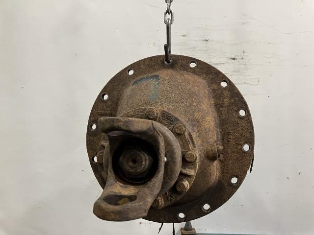 Meritor SQ100 Rear Differential/Carrier | Ratio: 5.29 | Cast# 3200-14