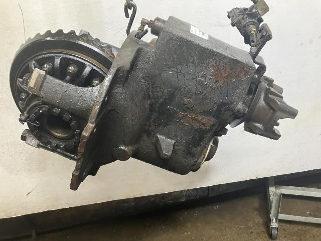 1999 Meritor RD20145 Front Differential Assembly
