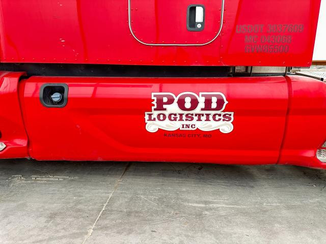 2016 Peterbilt 579 Left Red Chassis Fairing | Length: 74  | Wheelbase: 244
