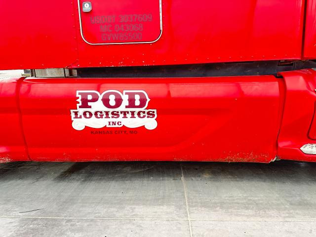 2016 Peterbilt 579 Right Red Chassis Fairing | Length: 74  | Wheelbase: 244