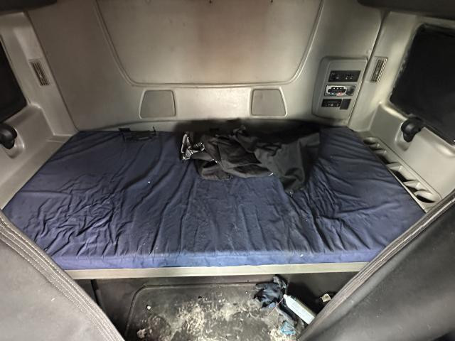 2012 International PROSTAR Bunk