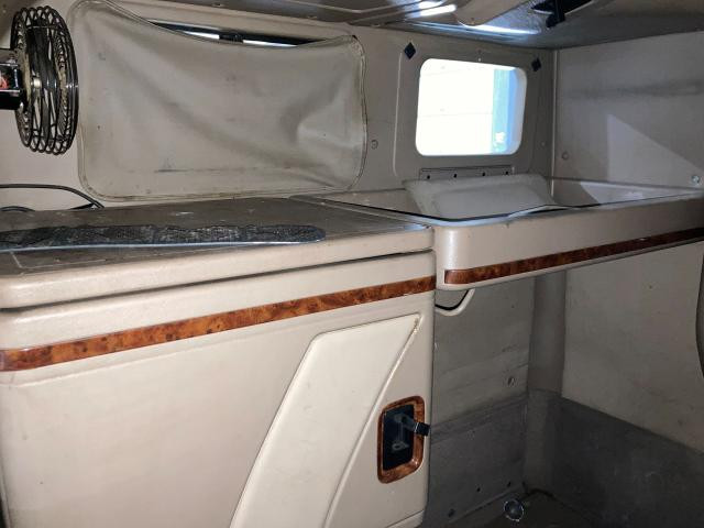 2005 International 9900 Right Cabinets