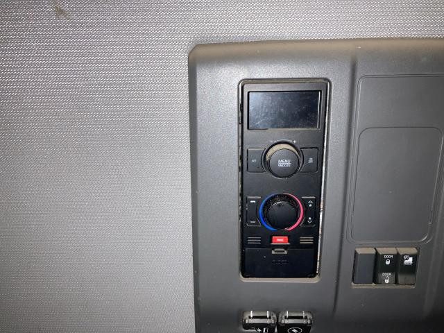 2020 Volvo VNL Control
