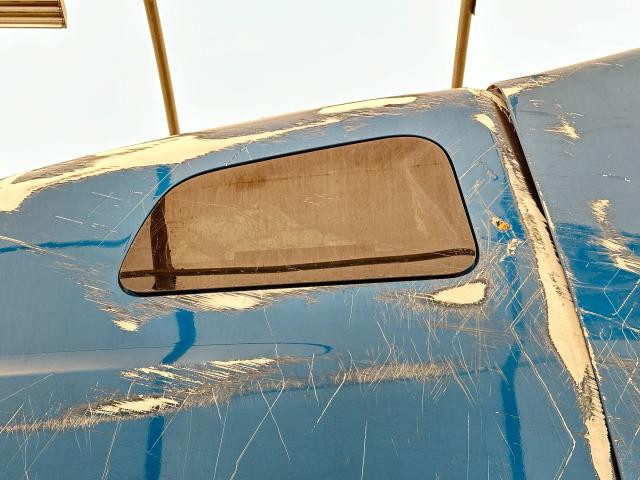 2022 Peterbilt 579 Left Window
