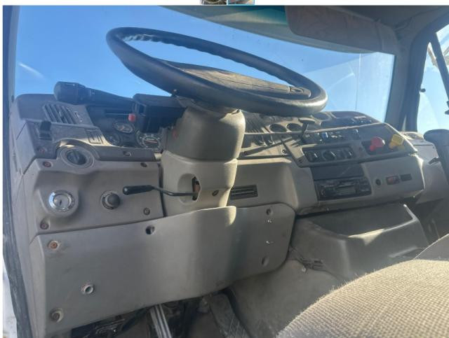 2000 Sterling A9513 Steering Column | Tilt: Yes | Telescope: No