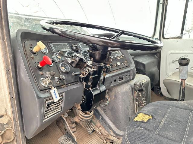 1992 Ford LA9000 Steering Column | Tilt: Yes | Telescope: No
