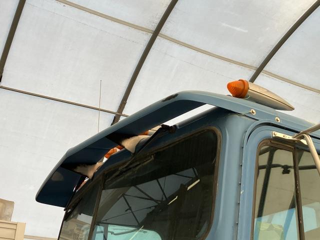 1990 International 9300 Sun Visor (Exterior)