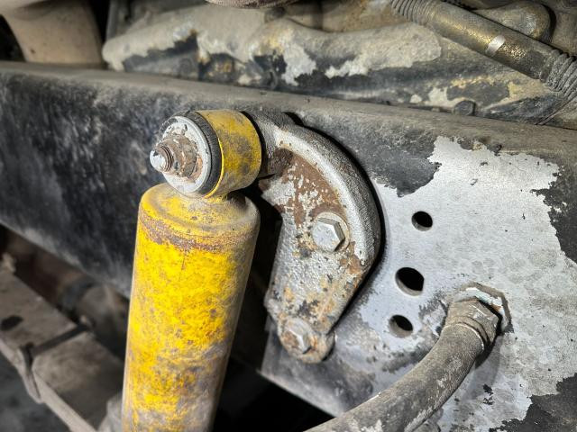 1992 Ford LA9000 Right Suspension, Misc. Part