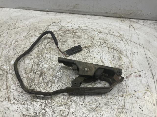 2006 Mack CXN Foot Control Pedals