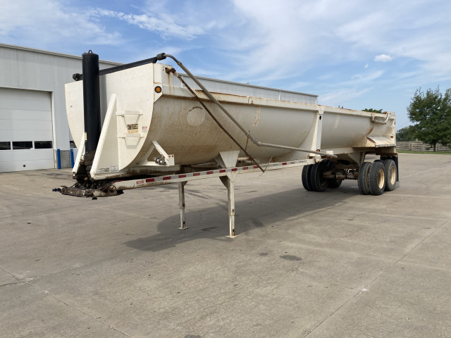 2011 Construction Trailer Specialists Fixed (Tandem Axles) Dump, End Trailer: Length 38'