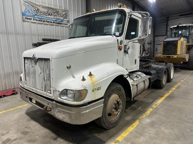 2000 International 9100 Parts Unit