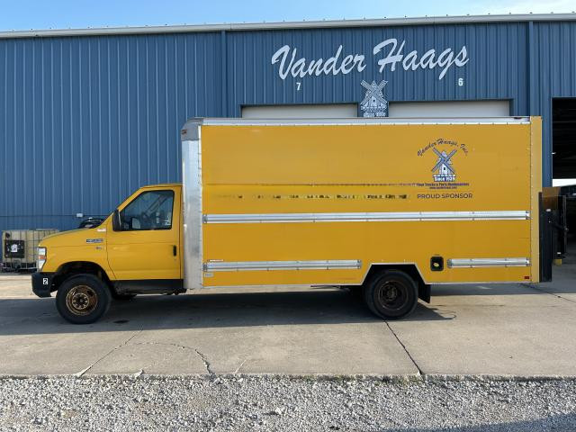 2011 Ford E350 CUBE VAN Truck: Vans, Cube & Step