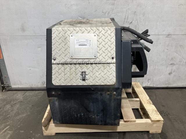 Apu (Auxiliary Power Unit), Thermo King Tripac: Engine Only As Is, Did Not Run, Case Rusted