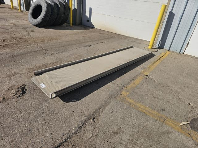 Ramp | Length: 121" | 25" Wide