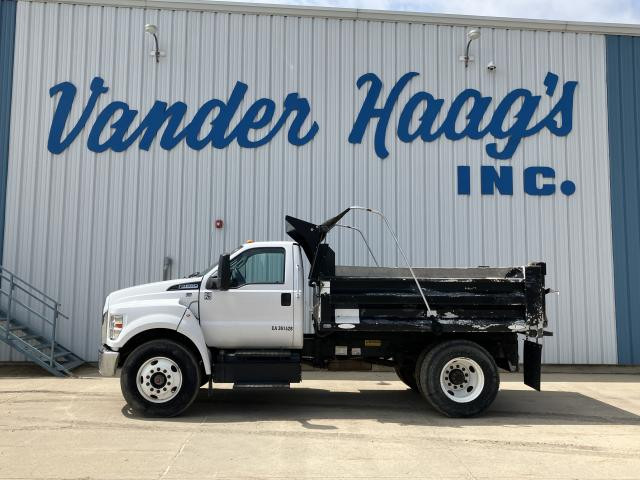 2017 Ford F650 Truck: Dump, Single Axle