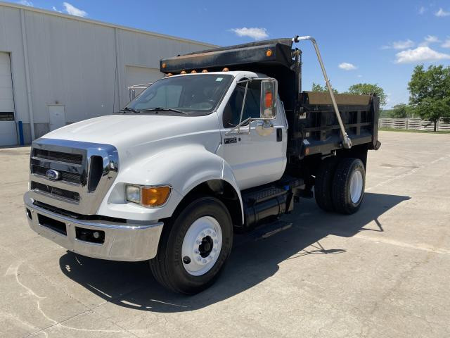 2015 Ford F750 Truck: Dump, Single Axle