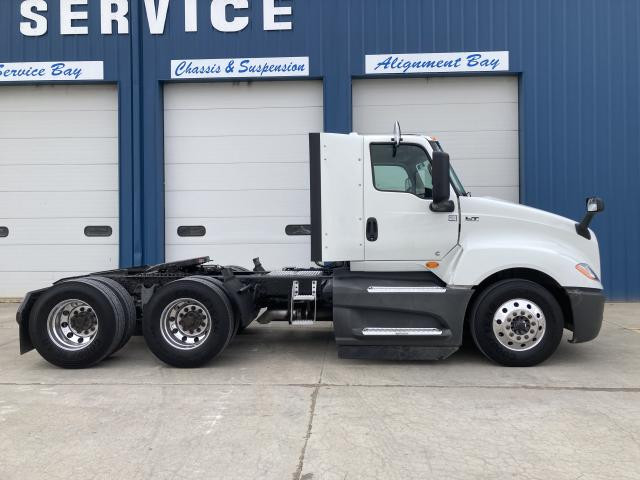 2021 International LT Truck: Tractor, Tandem Axle Day Cab
