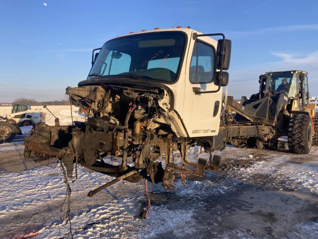 2005 Freightliner M2 106 Parts Unit