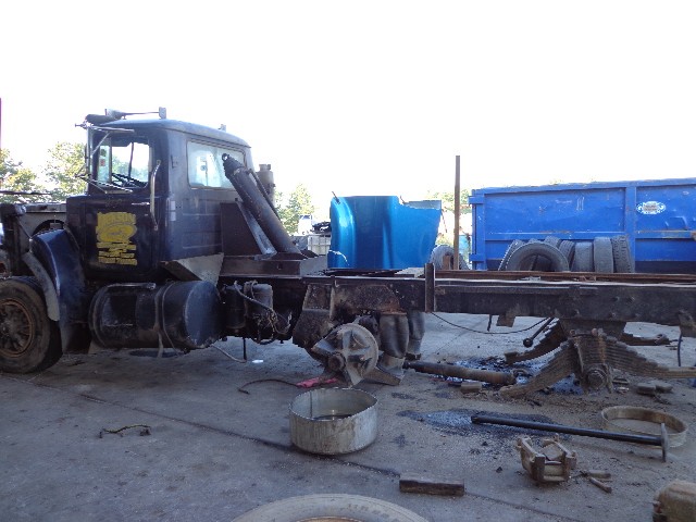Mack RB600 Rear Leaf Spring for Sale