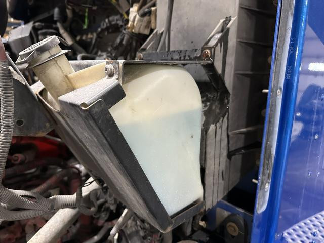 2012 Kenworth T660 Windshield Washer Reservoir