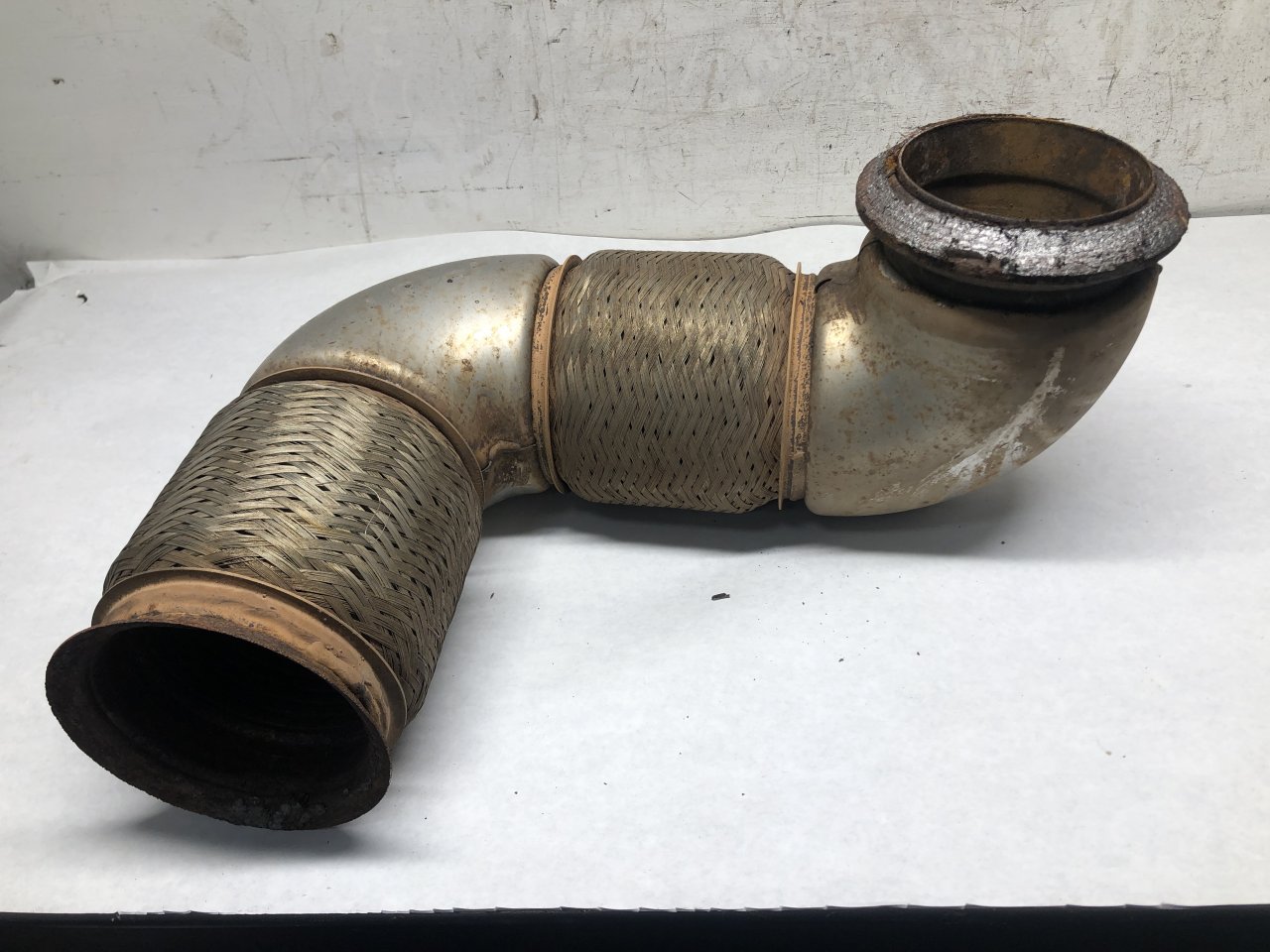M666957 Peterbilt 579 Exhaust Pipe for Sale