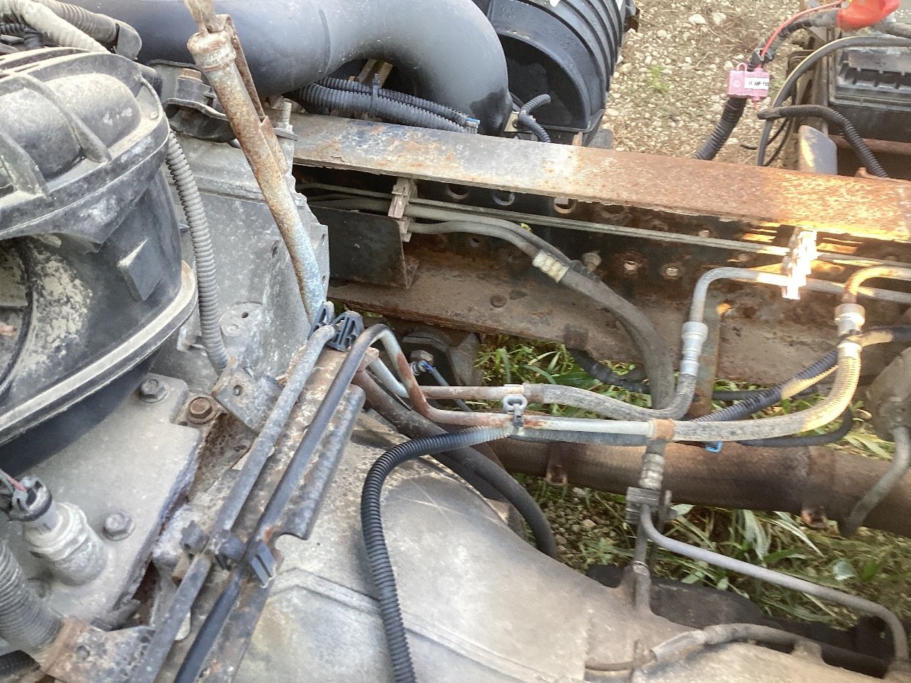 GM 6.0L Engine Fuel Injector Line for Sale