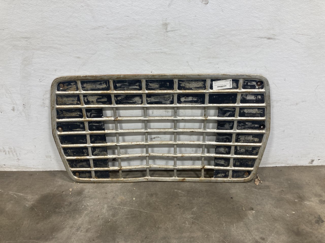 thumbnail image 2 of Plano Model Products HO Scale #387 Ford L-9000 Grills – Two Styles, Etched Stainless 2 of 6