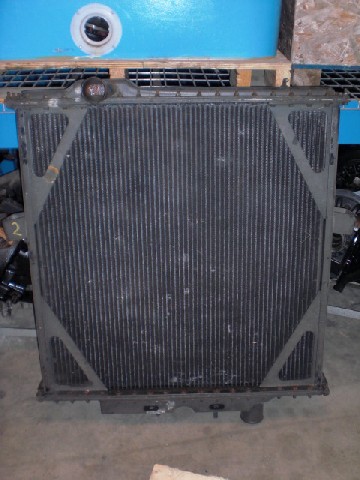 P35670 Radiator 0706657A046 | Peterbilt 387 Radiator for Sale